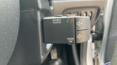 Renault Captur 0.9 TCE 90 Play 5dr Petrol Hatchback